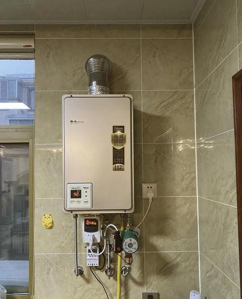 燃气热水器有滴水声正常吗